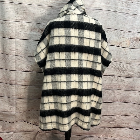 Lucky Brand Ruana Cape Loose Sleeves Buffalo Plaid Open Front Wool Blend M/L - Picture 6 of 8